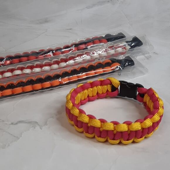 Set of 4 Two Color Paracord Bracelets - Picture 1 of 7